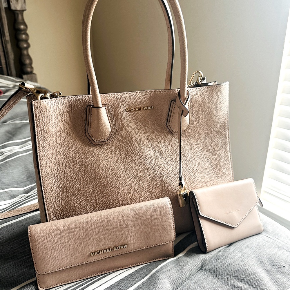Michael Kors Mercer Large Leather Tote